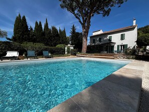 Piscine extérieure