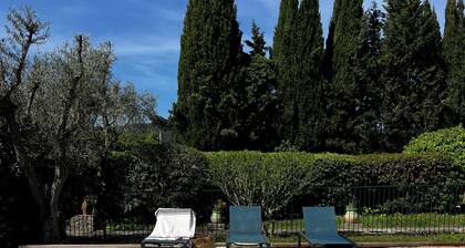 Altes Landhaus in Cassis mit privatem Pool und Garten 6 Erwachsene und 6 Kinder