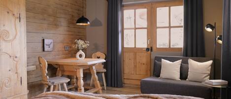 1 多间卧室、旅行婴儿床、免费 WiFi、床单