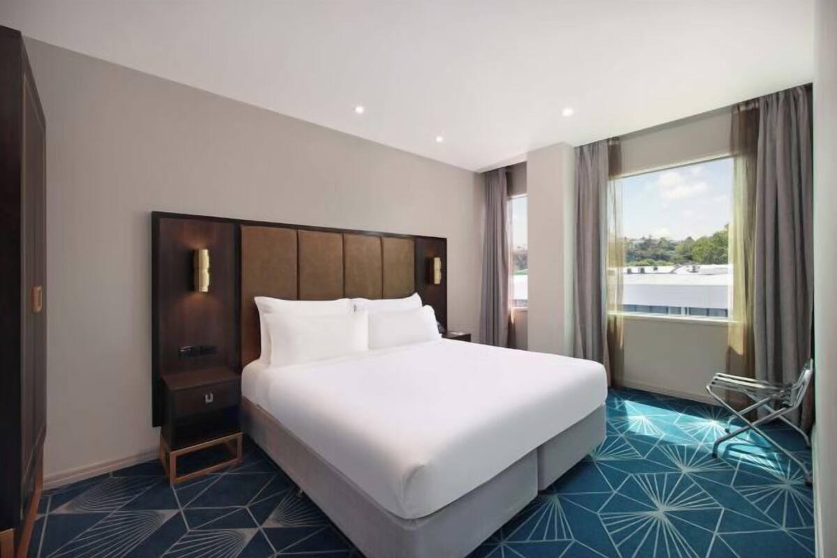 Literie de qualité supérieure, coffres-forts dans les chambres