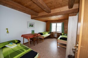 2 bedrooms, free internet