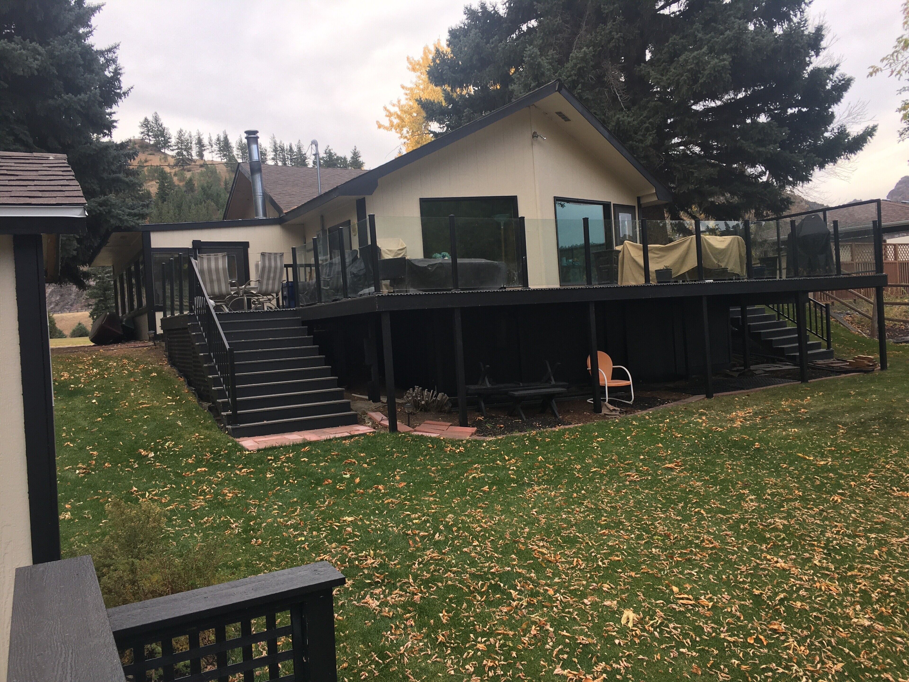 MISSOURI  RIVERFRONT CABIN