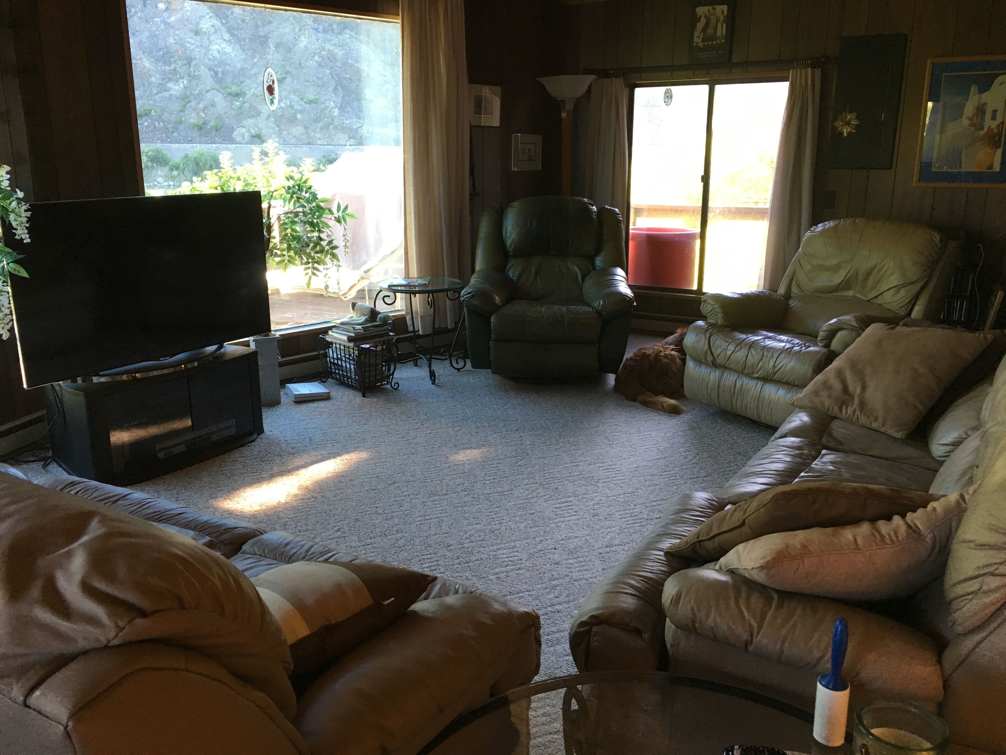 MISSOURI  RIVERFRONT CABIN