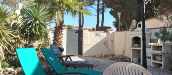  * RUNNING AND WALKING BEACH * enclosed garden * CLIM * WIFFI * PARKING *