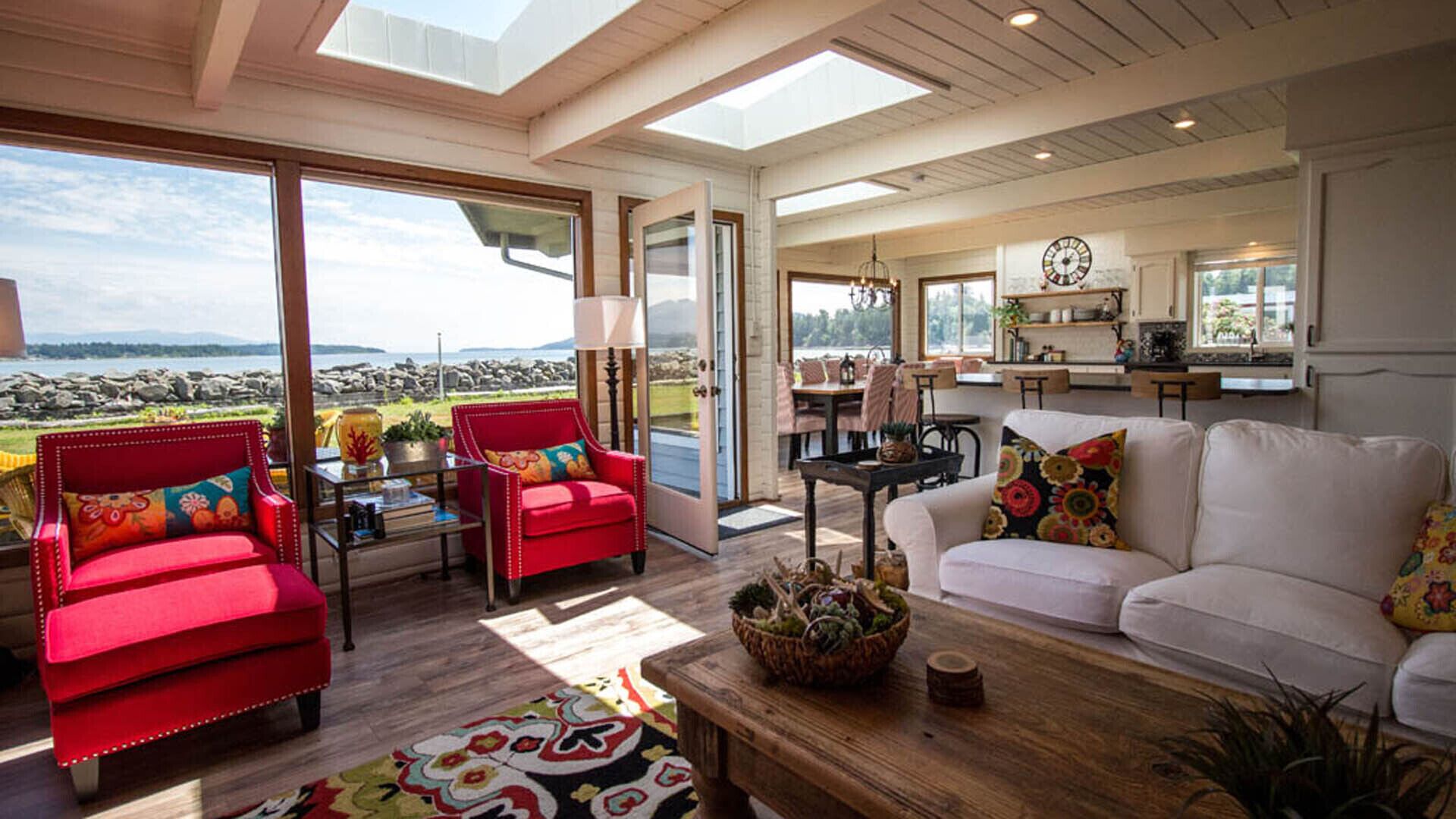 Baylight Beach House  +  Mother In-Law Appt for additional rate