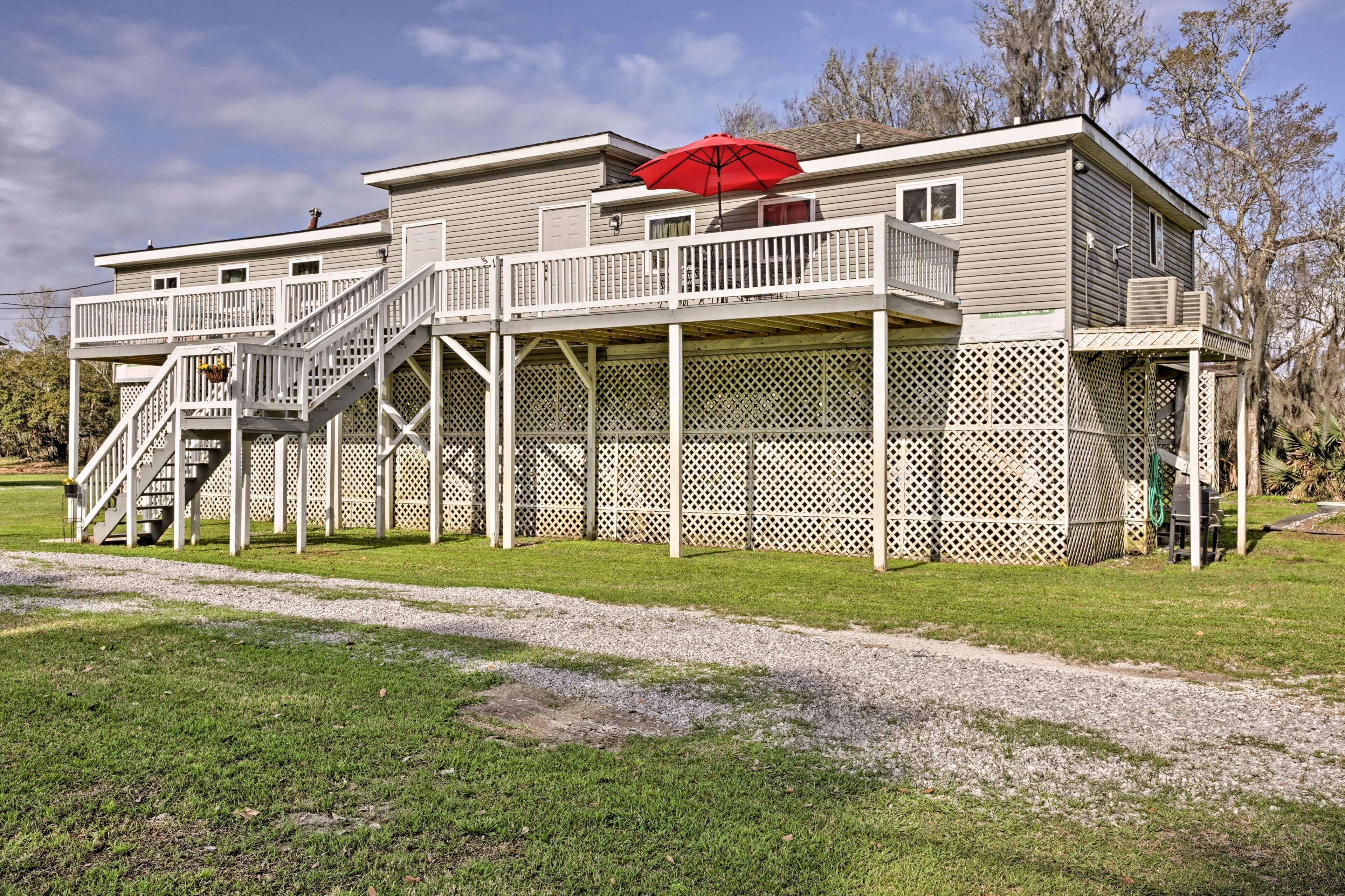 Quiet And Comfortable Three Bedroom Apartment near Falgout Canal Marina, Theriot