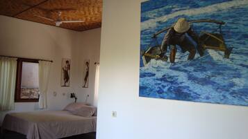 1 quarto, Wi-Fi de cortesia, roupa de cama