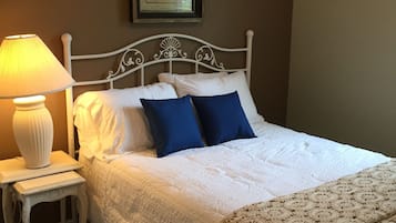 3 bedrooms, iron/ironing board, travel crib, WiFi
