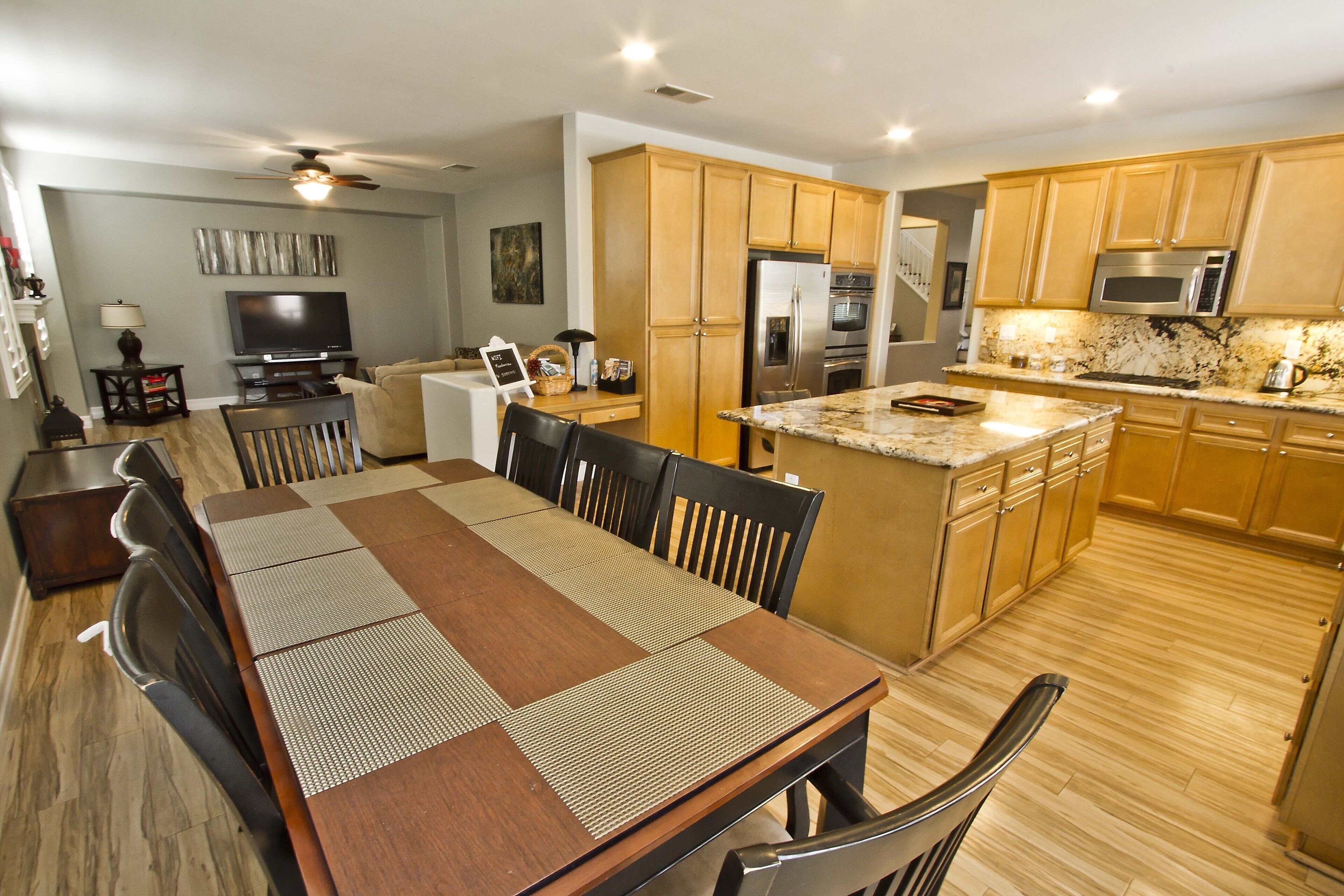 6BR 4BTH >30 DAY FULLY FURNISHED RENTAL FOR  SNOWBIRDS/ INSURANCE/ SOLD HOME?