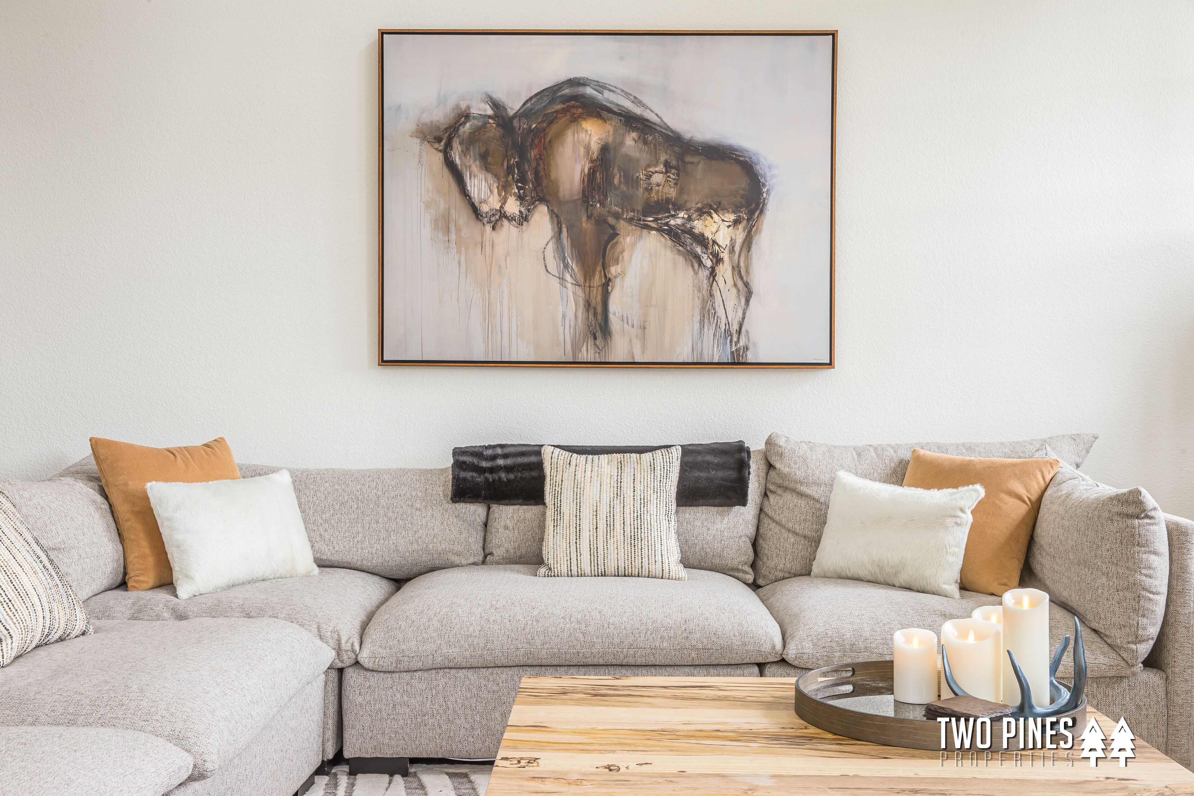 Saddle Ridge | Stunning Renovated Home in Moonlight