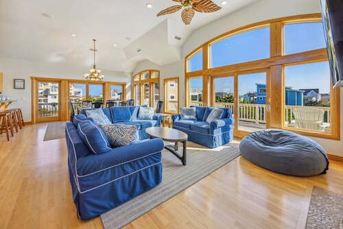 Rentoutumispaikka! Oceanview Avon-allas, poreallas, pelihuone, koira-ystävällinen