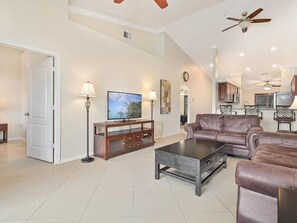 Smart TV, DVD player