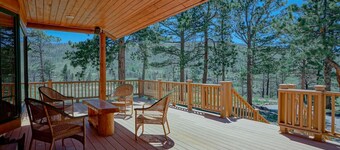 Exceptional Mountain Lodge in the Colorado Southern Rockies. Multifamily space!