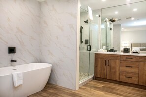 Hair dryer, towels - Vail Center Place | Unit 2 - 2 Bedroom Diamond (Vail)