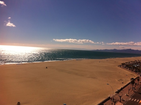 On the beach. Coup2Coeur T2 Wifi Parking+Balcony, Exceptional Sea View - Mountain