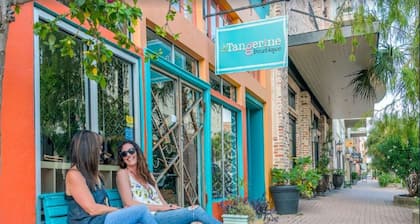 Large Panoramic Water View at Canal Crossing!