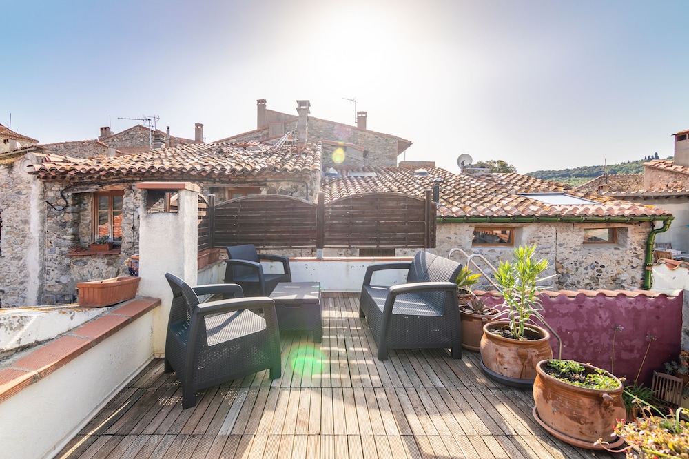 3 bedroom House - 160M - Terraces