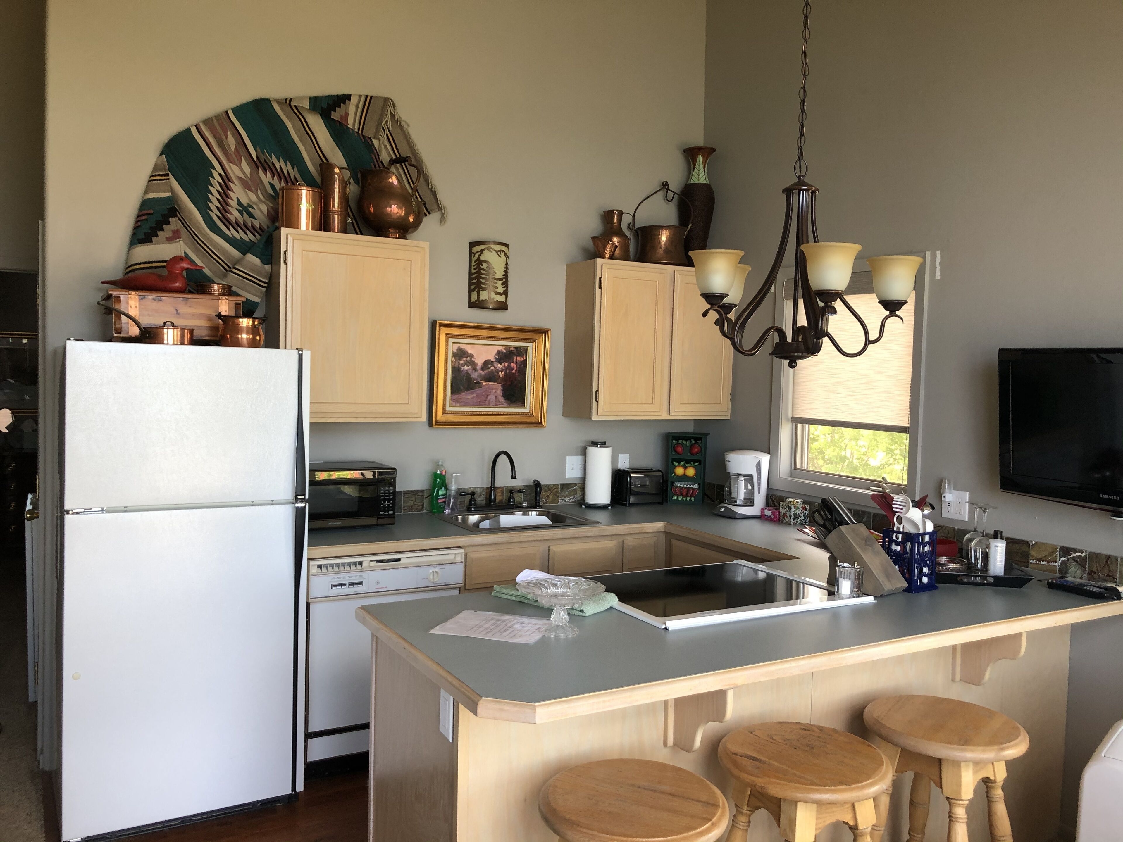 Located on beautiful Flathead Lake in Lakeside, Mt