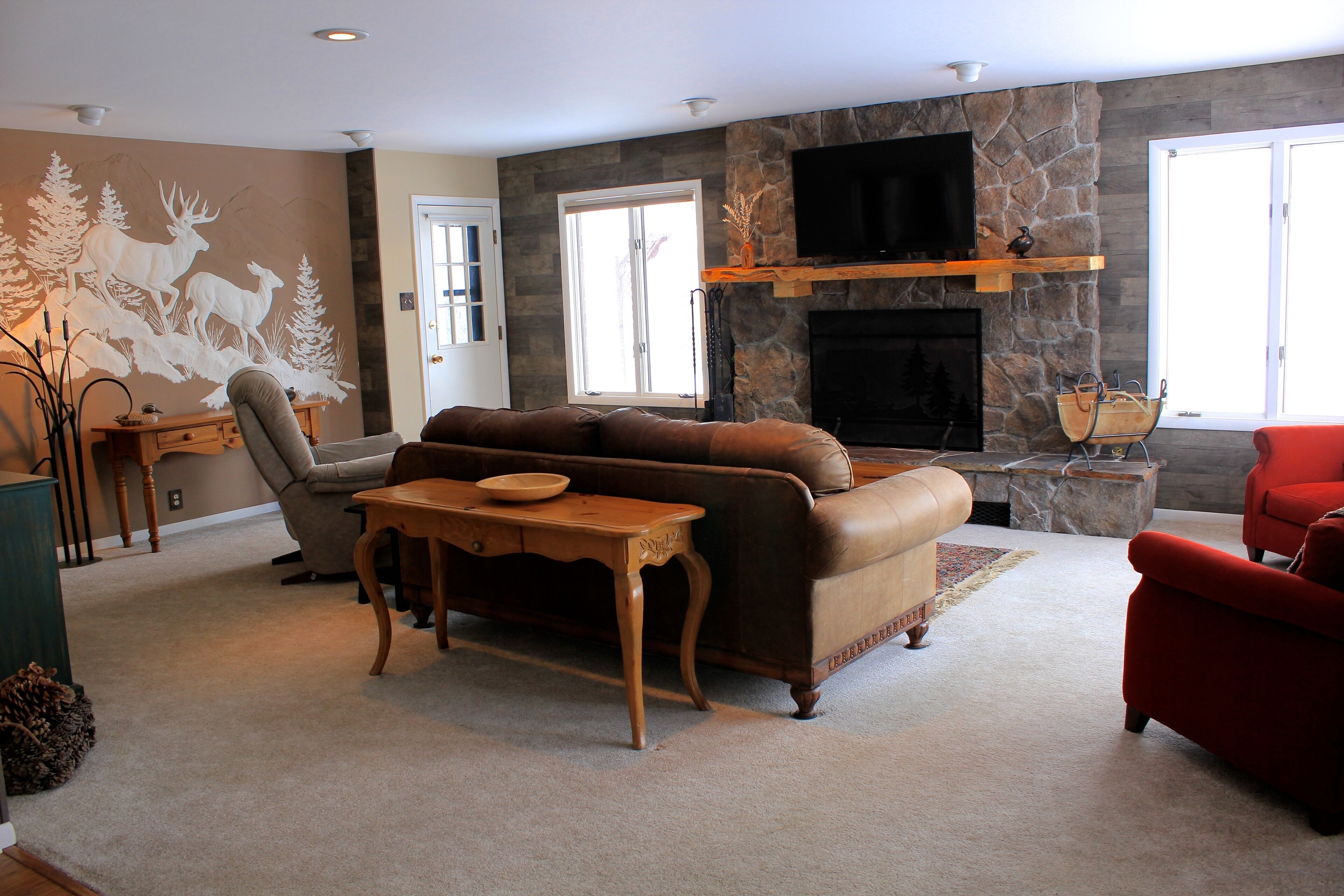 SCENIC HIDDEN VIEW ESTATE (Next to the Missouri River)