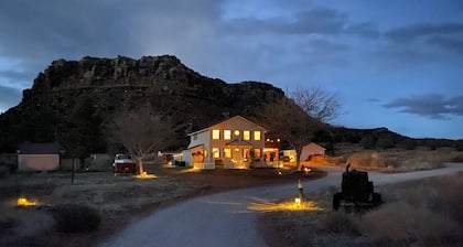 Zion Park/Grand Canyon Retreat at Stuart Farm