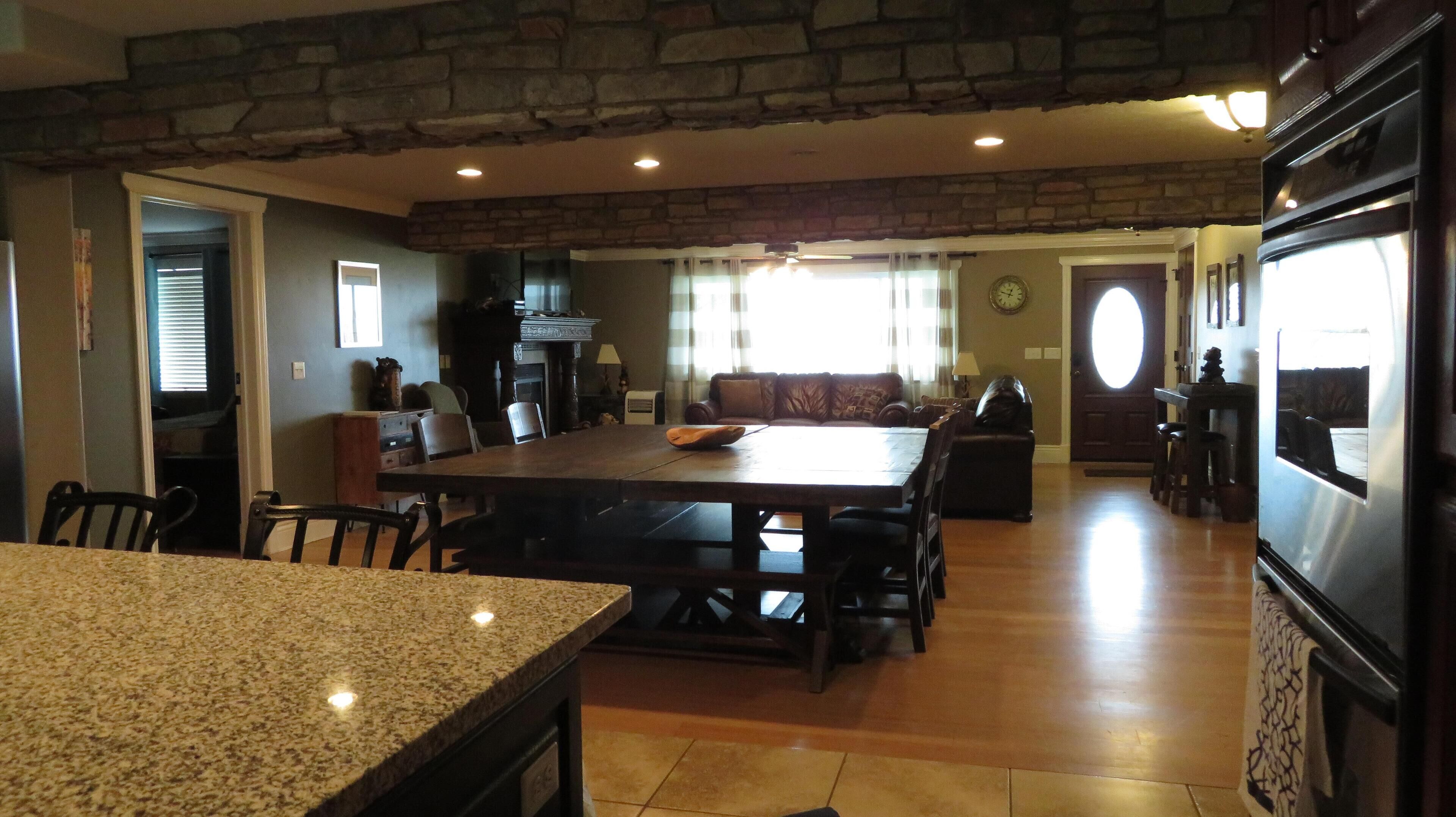 Cozy Bear Lodge Summer and WinterReservations 