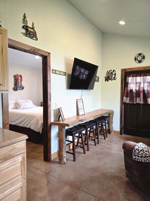 1 bedroom, WiFi, bed sheets