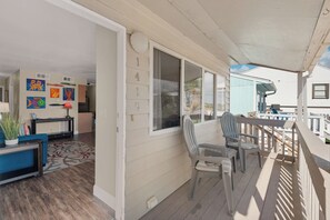 Interior - Katmandunes-Soundview Home with Short Walk to Beach and Restaurants (Navarre)