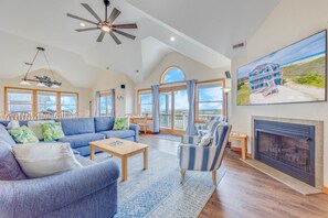 Smart TV - Oceanview Dog Friendly w Pool, HotTub, Elevator, Game Rm, Cmty Tennis/Pickleball (Rodanthe)