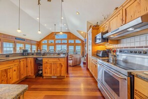 Fridge, microwave, oven, stovetop - Soundfront w/ Saltwater Pool, Hot Tub, Elevator, Game Room, Windsports Access (Rodanthe)