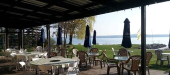 Beach Harbor Resort - Studio Cottage