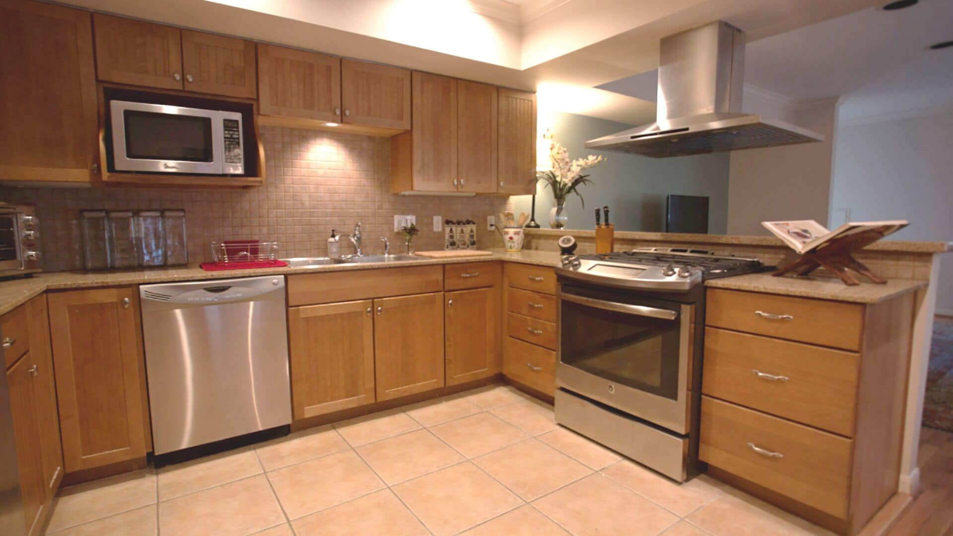 Home away from home / Luxury in the Heart of Houston 8 mins to Med center/ NRG