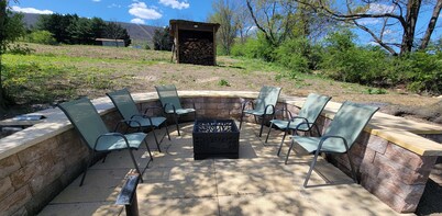 Large Family Home Located 1 Mile From Aitch Boat Launch On Raystown Lake