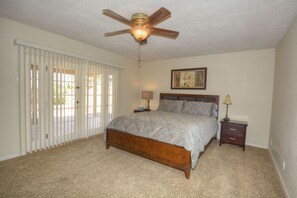 4 bedrooms, WiFi, bed sheets