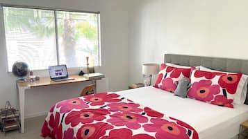 2 bedrooms, desk, iron/ironing board, free WiFi