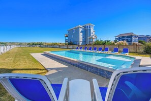 Piscine extérieure, piscine chauffée