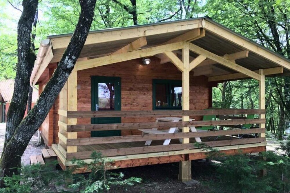 Camping La Garenne *** - Chalet Poppies 3 Rooms 4 Persons