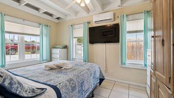 1 bedroom, iron/ironing board, free WiFi, bed sheets