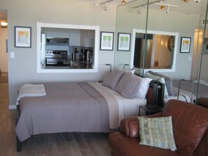 1 camera, ferro/asse da stiro, Wi-Fi, lenzuola