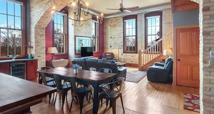 Incredible Luxury Suite in the Village