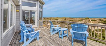 Koppla av och koppla av - Oceanfront i vågor w / pool, badtunna, spelrum, hundvänligt!