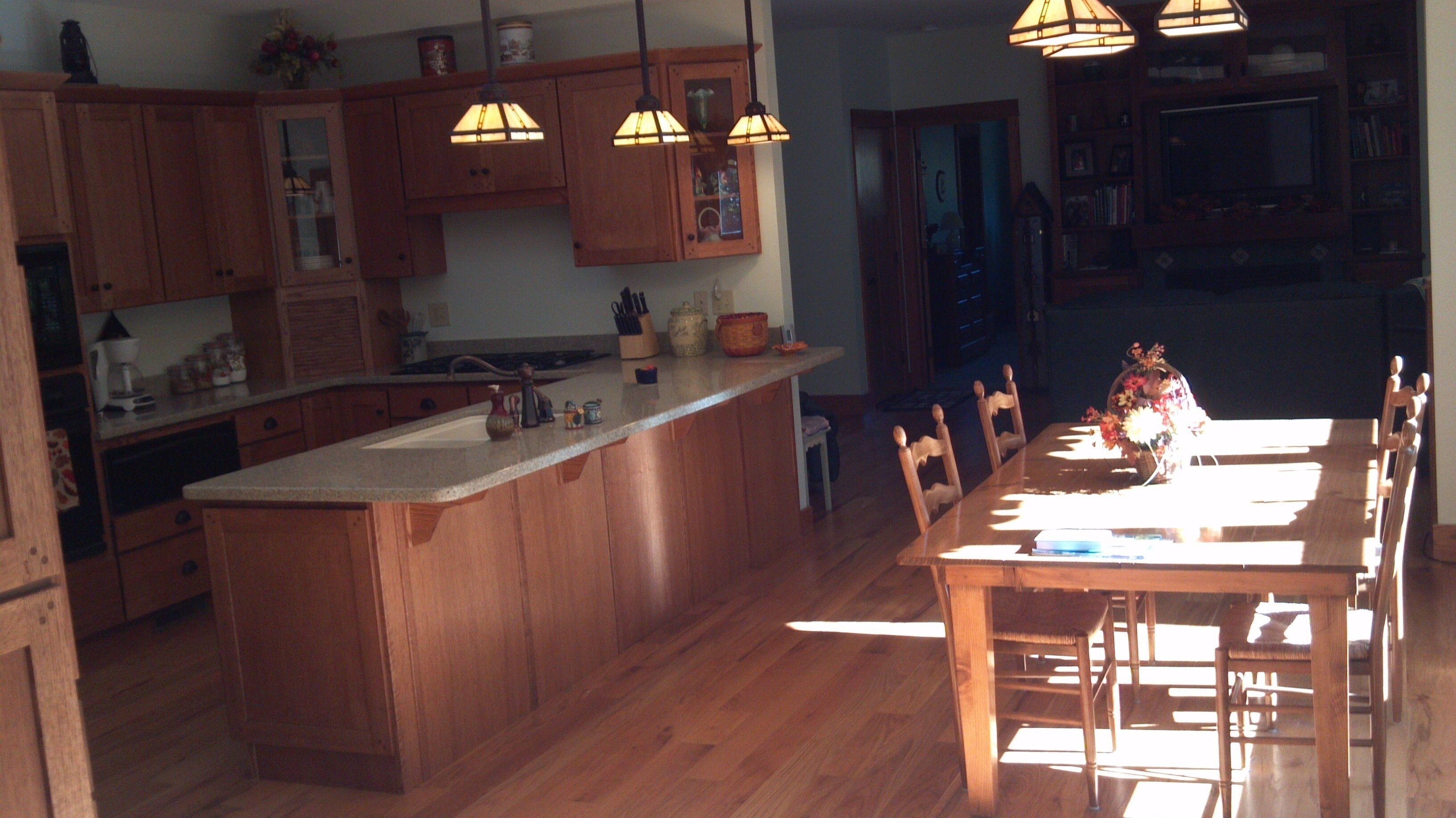 Arts And Crafts  Home Close To Clemson, Golfing, Hiking, Boating And Rafting