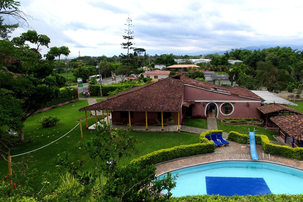 Hostal Los Juanes "Trully Your Home Away From Home"