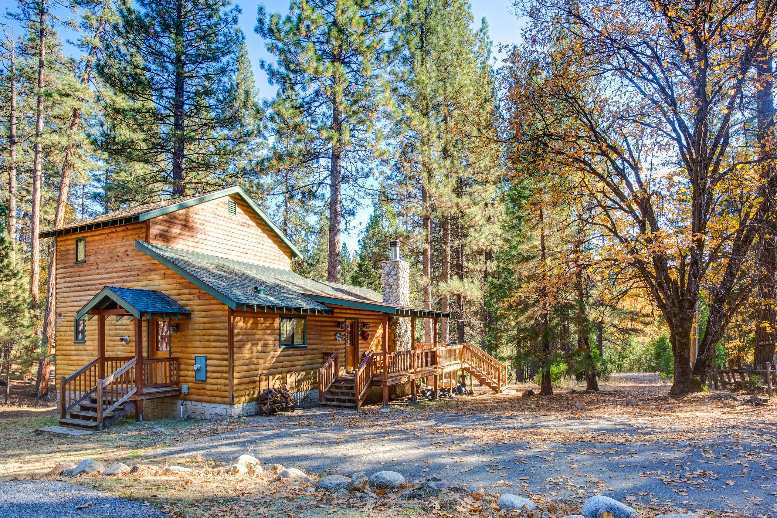 (21) River Refuge at The Redwoods In Yosemite