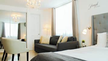 1 habitación, tabla de planchar con plancha, wifi gratis y ropa de cama