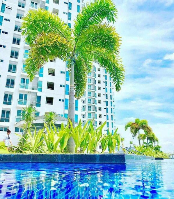 3 outdoor pools - Mactan Newtown by Javadrea (Lapu-Lapu)