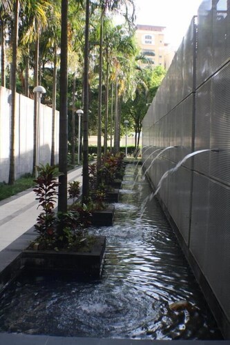 Short stay in Kuala Lumpur, nearby The Curve and Ikano Powercentre