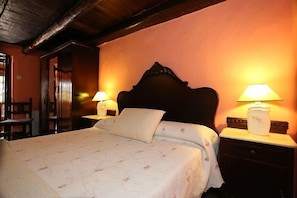 3 Schlafzimmer, Bügeleisen/Bügelbrett, Internetzugang, Bettwäsche