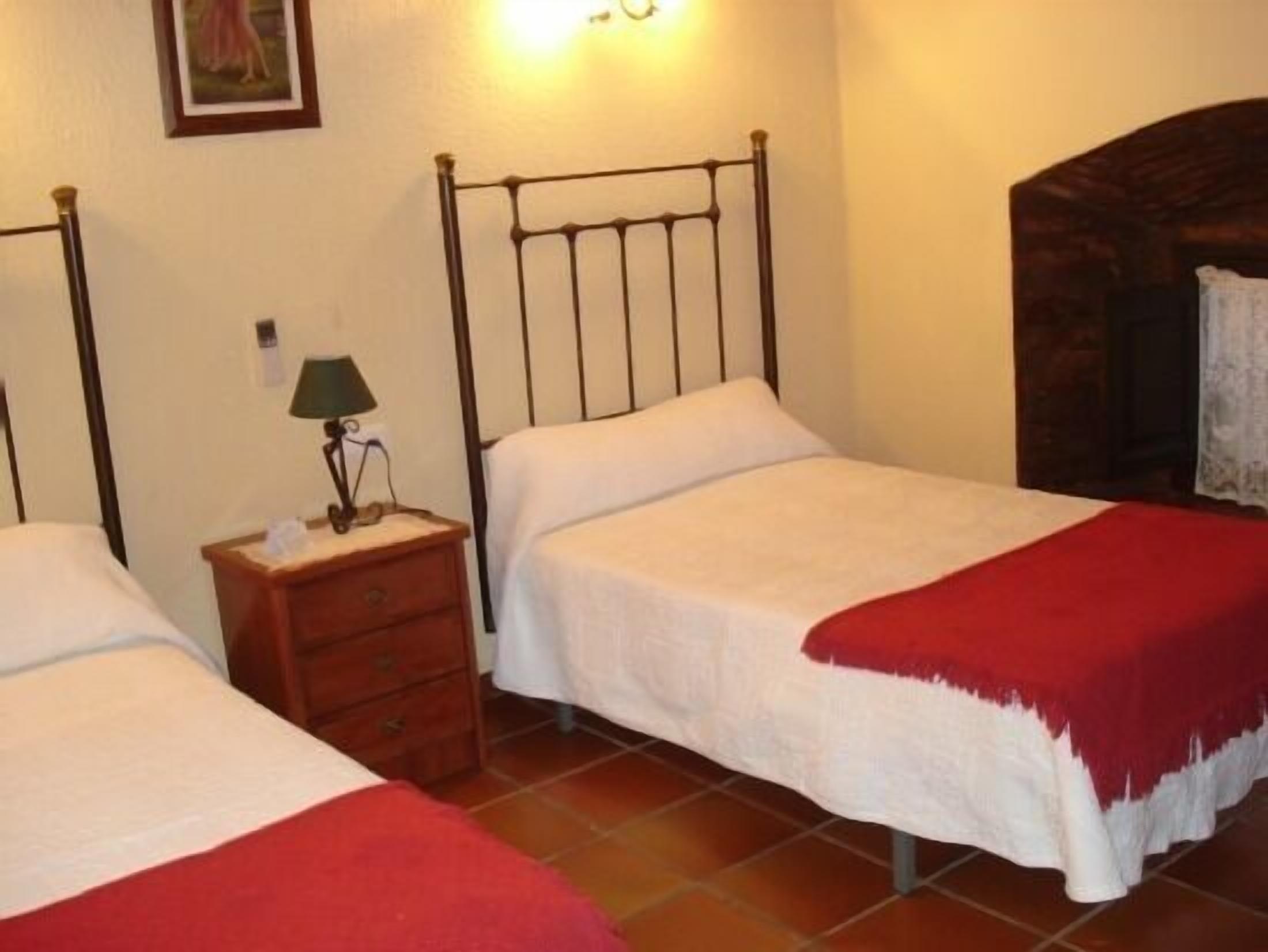 Rural house Finca los Llanos from 8 to 25 people