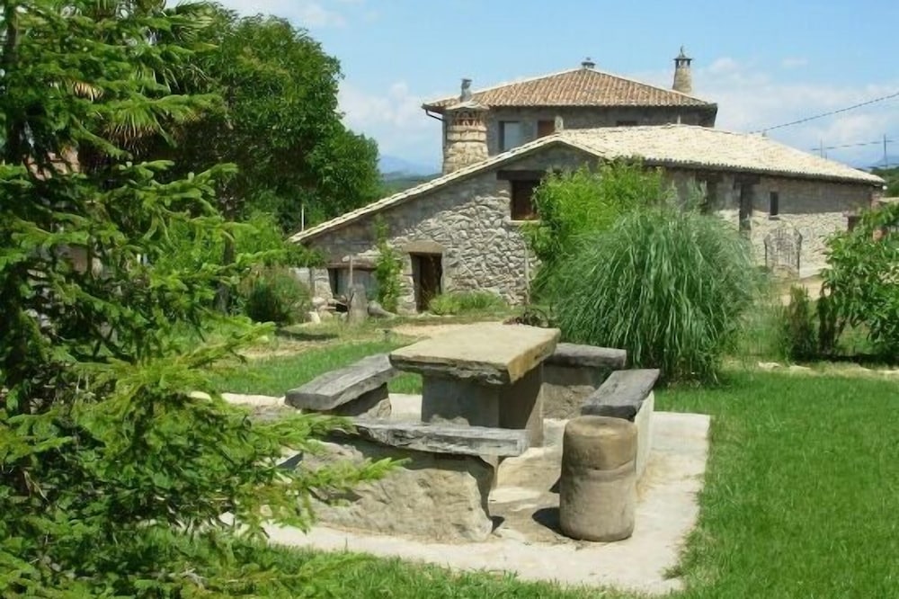 Mesón de Samitier apartments for 4 people