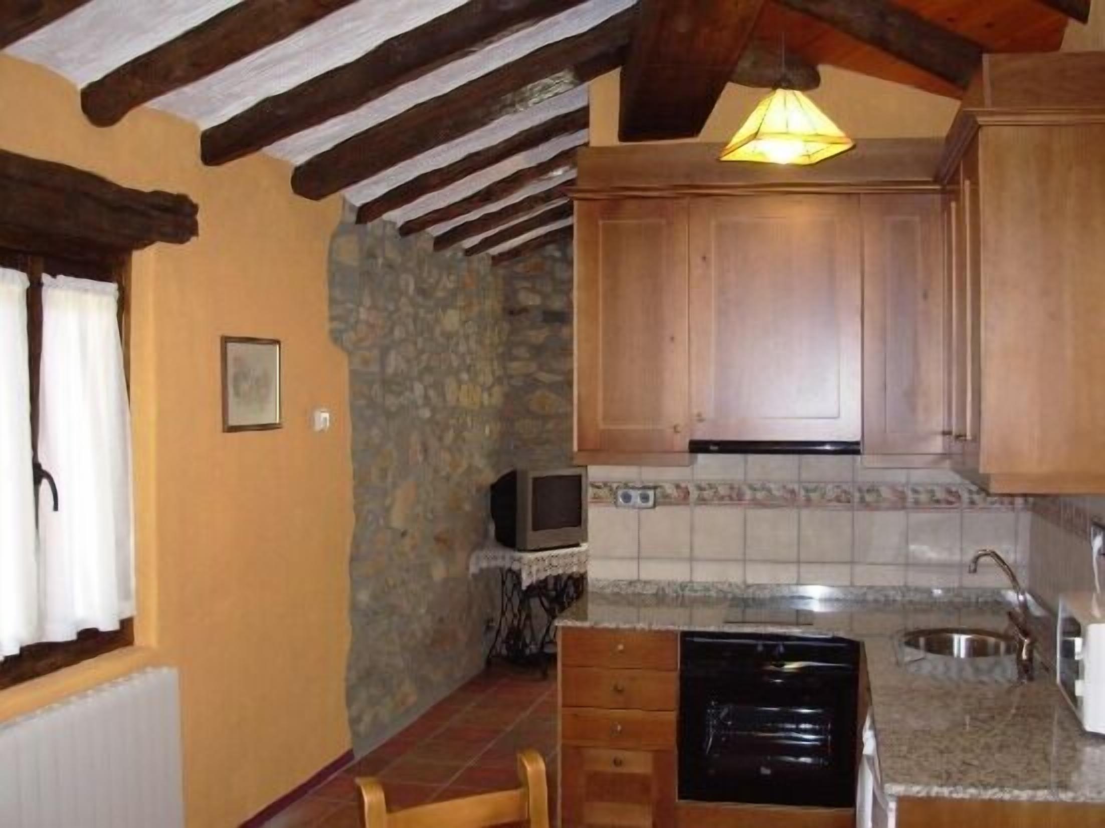 Mesón de Samitier apartments for 4 people